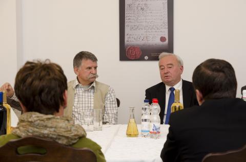 Kövér László házelnök és Szász Jenő NSKI elnök látogatása